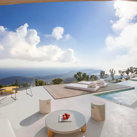 Santorini Heights Apartment *