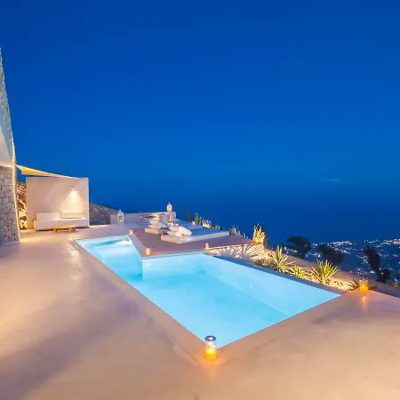 Santorini Heights Apartment *